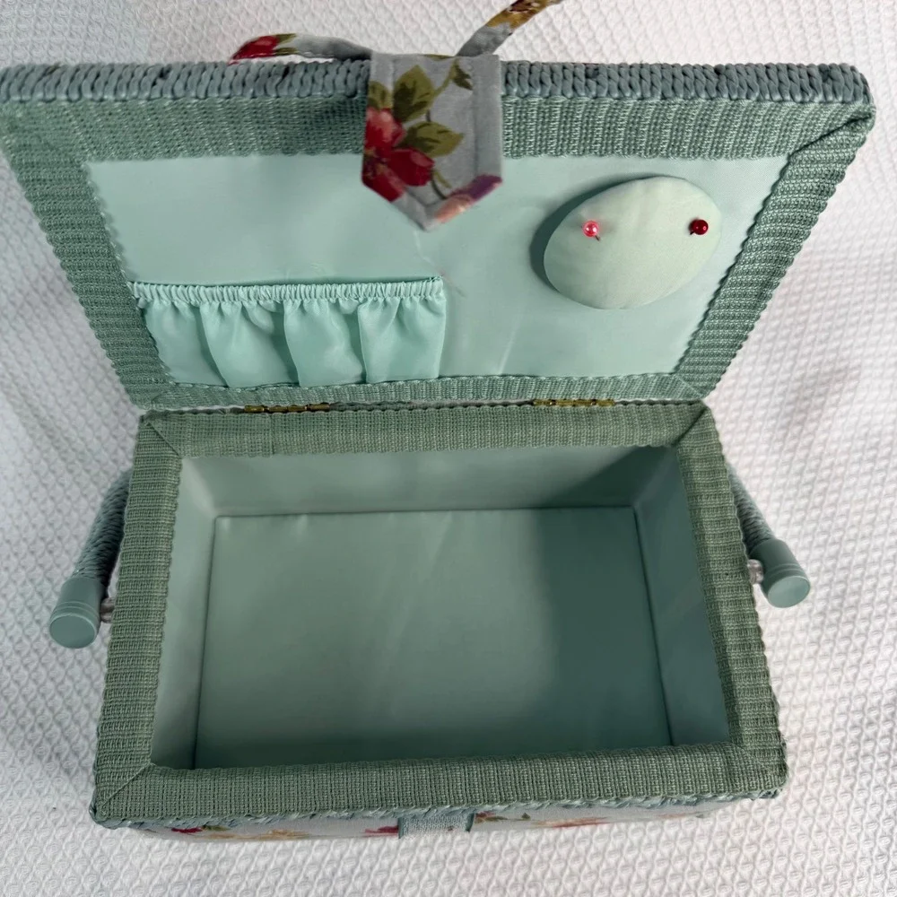 Vintage Floral Sewing Basket Woven Wicker Trim Removable Tray Light Blue Large